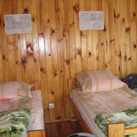 Agro-Tur Domki W Szuwarach Kuty Номер фото