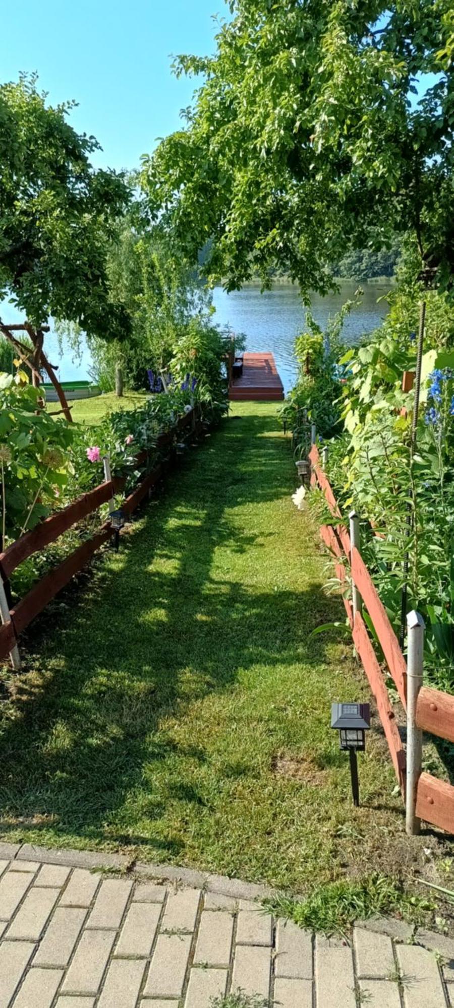 Agro-Tur Domki W Szuwarach Kuty Экстерьер фото